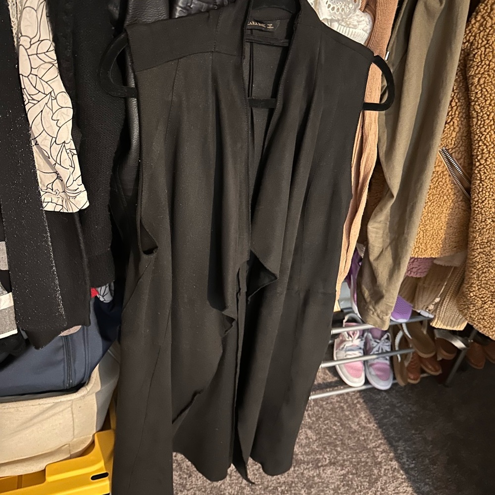 Zara Black Sleeveless Long Vest